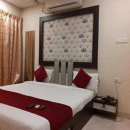 Hotel White House Pune Eksteriør billede