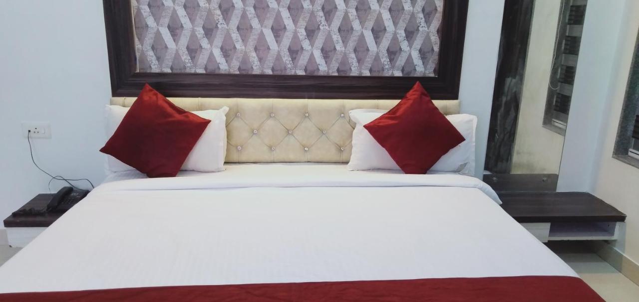 Hotel White House Pune Eksteriør billede