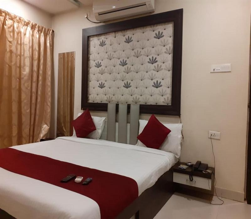 Hotel White House Pune Eksteriør billede