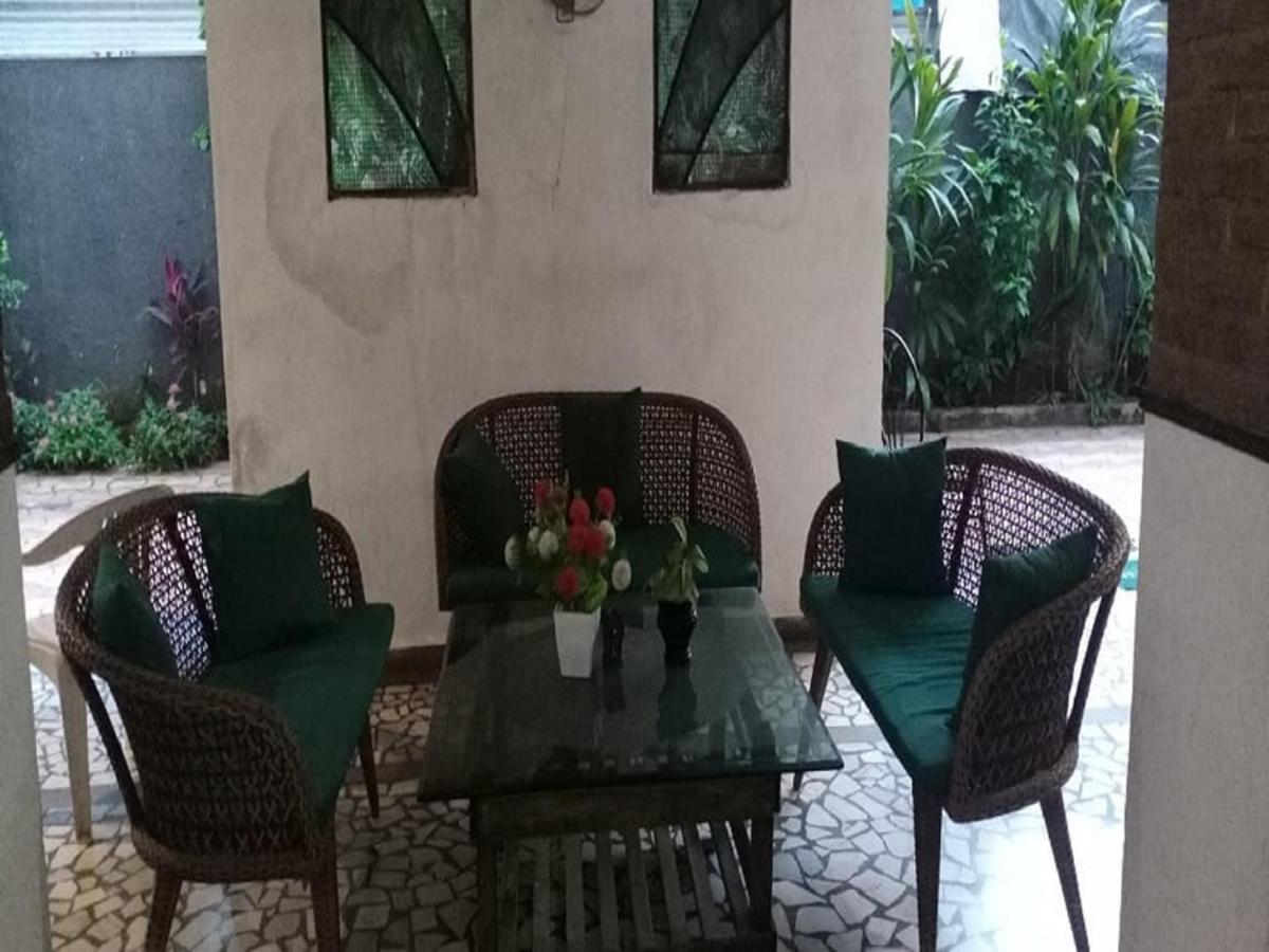 Hotel White House Pune Eksteriør billede